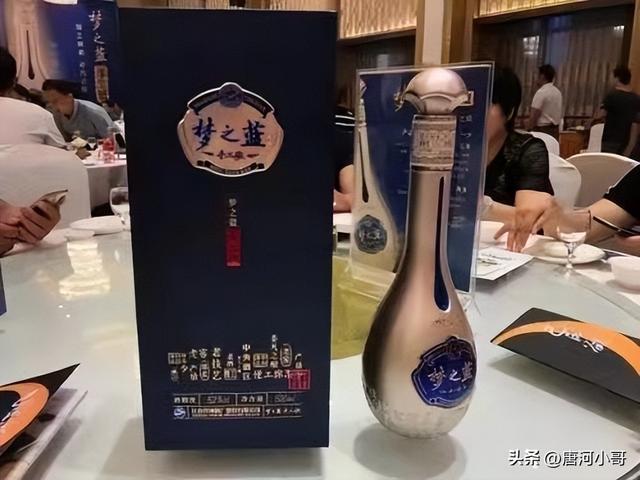 哪个牌子的纯粮白酒好（哪个牌子的纯粮白酒好喝）